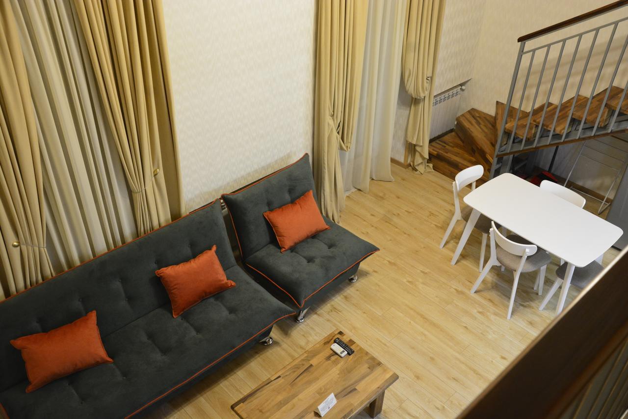 Full Comfort Apartment On Aghmashenebeli Tbilisi Eksteriør billede